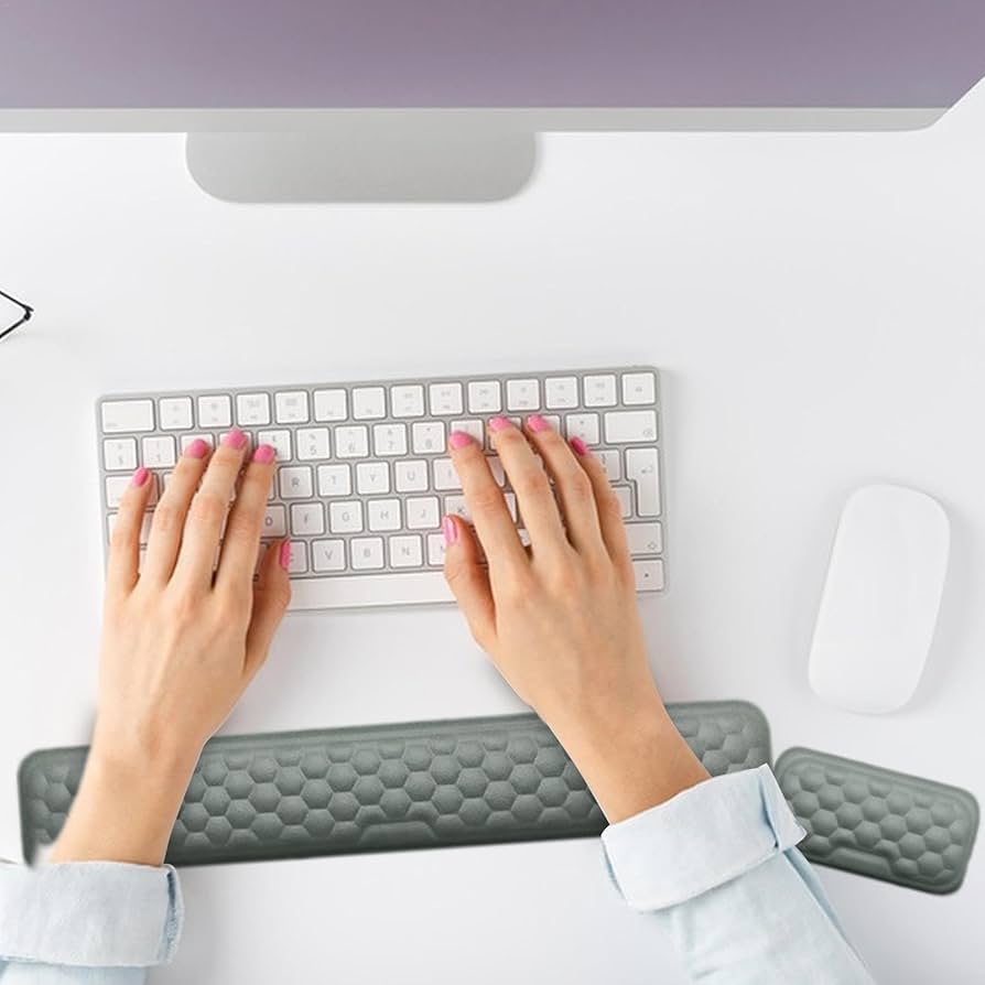 Amazon.co.jp：キーボードレストパッド、キーボードおよびマウス